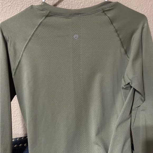 Swiftly - Picture 3 of 3